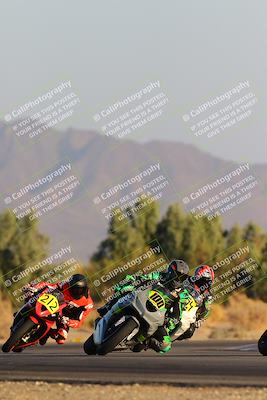 media/Nov-19-2023-CVMA (Sun) [[1f3d1b7ccb]]/Race 17 Amateur Supersport Middleweight/